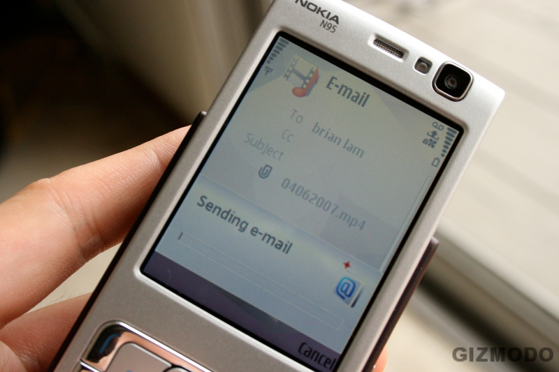 Illustration for article titled Gizmodo's Long-Ass Nokia N95 Review: Why it Rocks, Why it Sucks